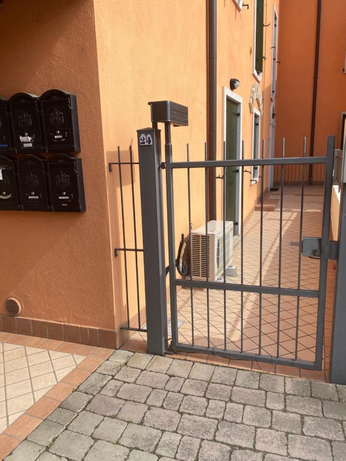 Apartament Ely Hause Calmasino Zewnętrze zdjęcie