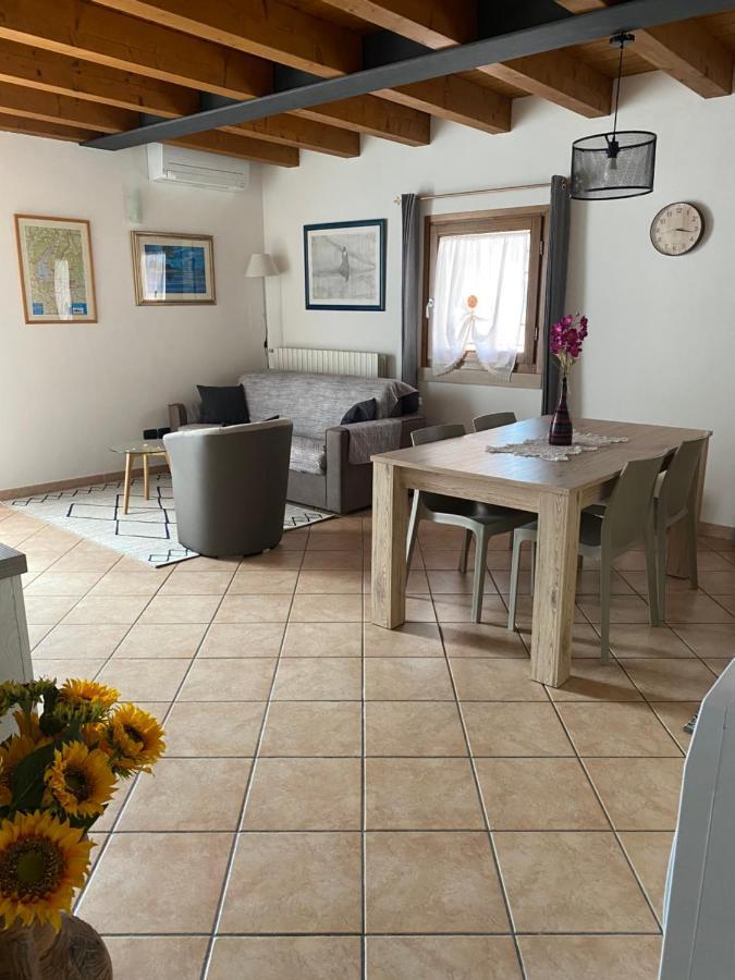 Apartament Ely Hause Calmasino Zewnętrze zdjęcie