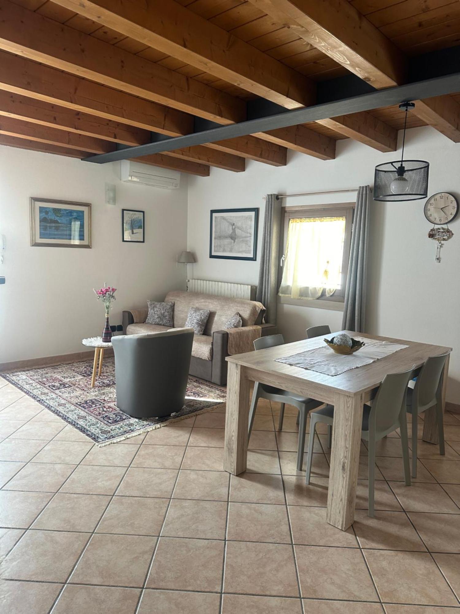 Apartament Ely Hause Calmasino Zewnętrze zdjęcie