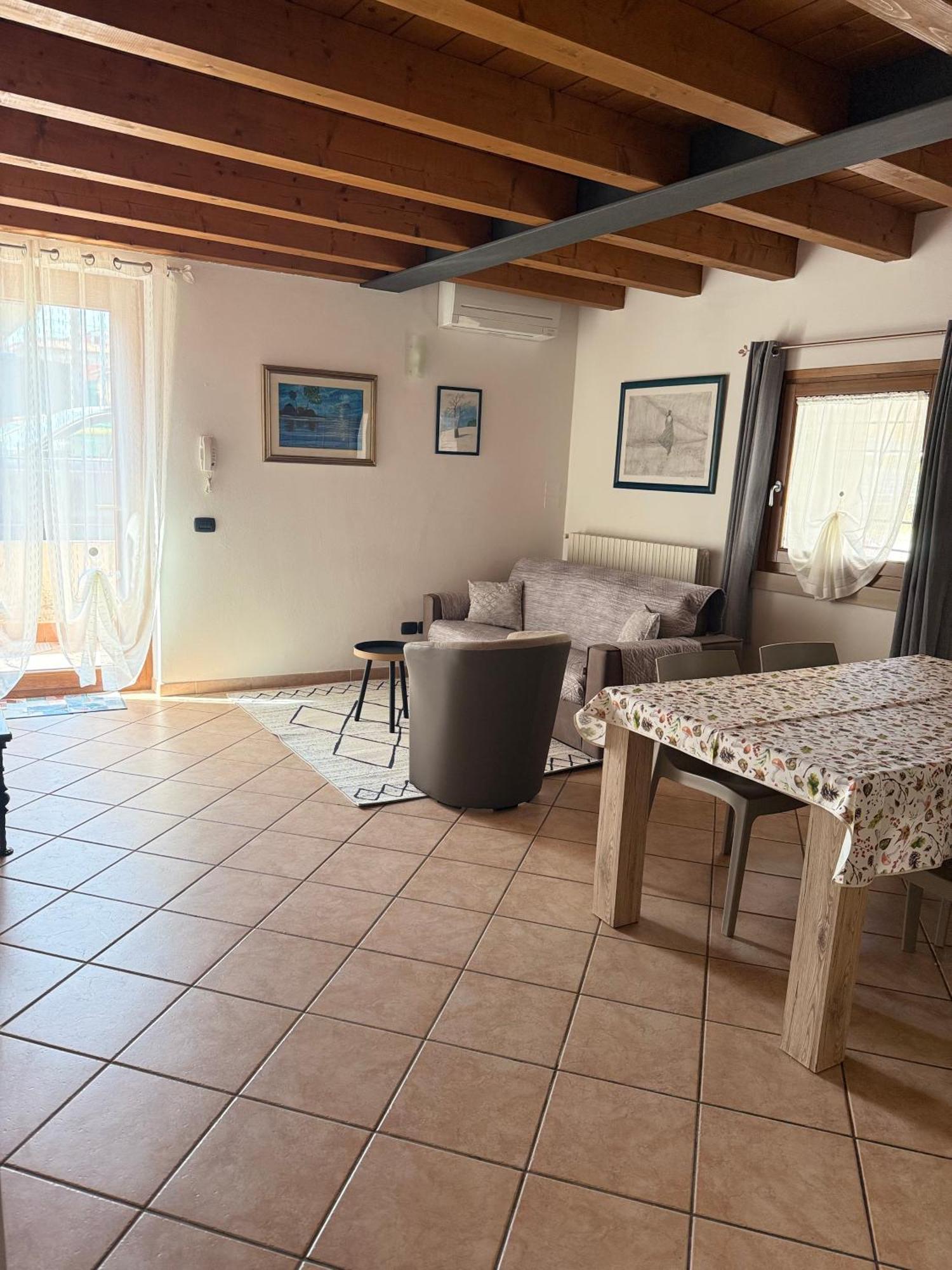 Apartament Ely Hause Calmasino Zewnętrze zdjęcie